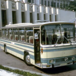 Turistický autobus Saviem E7 vznikol aj vďaka pozorovaniu a porovnávaniu s inými autobusmi svojej doby